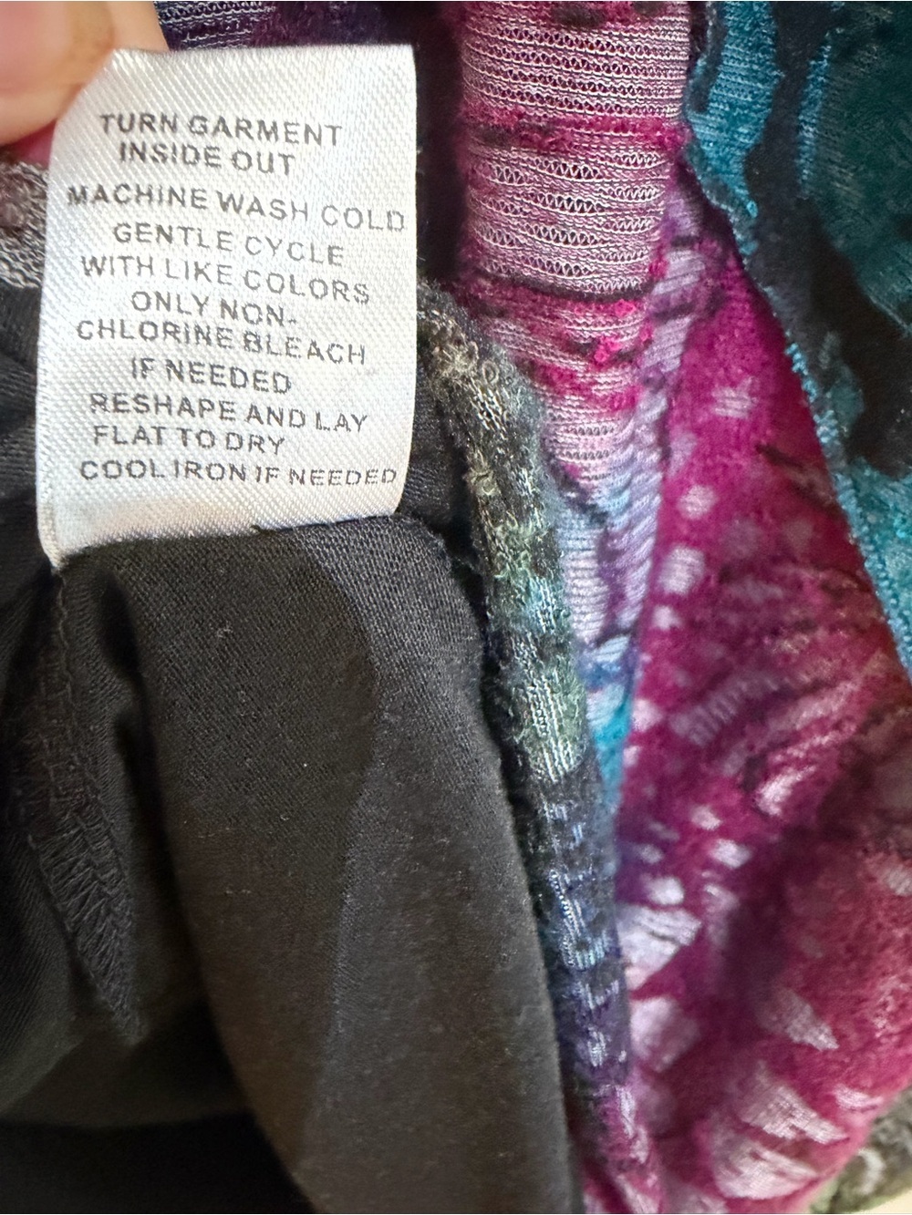 NWT Shana Long-Sleeve V-Neck Floral Abstract Midi Dress in Multicolor‎ large - Picture 11 of 12